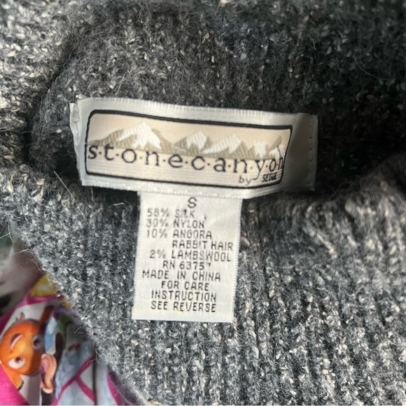 Vintage Stone Canyon Geometric Sweater Size S Small Rabbit Hair Lambswool FLAW. - Picture 4 of 5